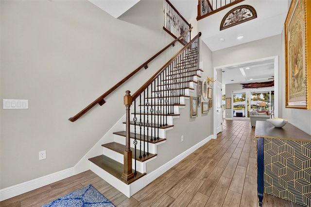 303 W CHAPMAN ROAD, Lutz, FL 33548