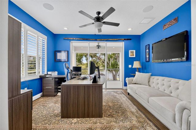 303 W CHAPMAN ROAD, Lutz, FL 33548