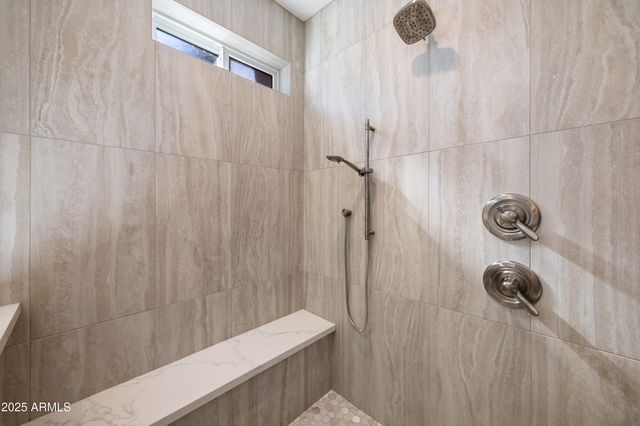 2268 ROUNDABOUT Circle, Overgaard, AZ 85933