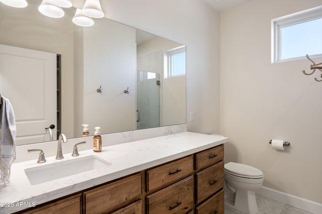 2268 ROUNDABOUT Circle, Overgaard, AZ 85933