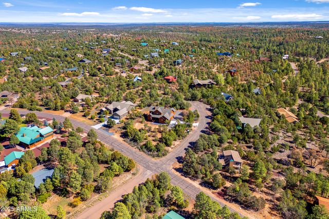 2268 ROUNDABOUT Circle, Overgaard, AZ 85933