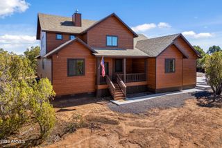 2268 ROUNDABOUT Circle, Overgaard, AZ 85933
