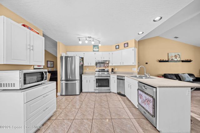 413 Lisa Road NE, Palm Bay, FL 32907
