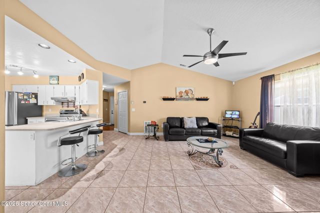413 Lisa Road NE, Palm Bay, FL 32907