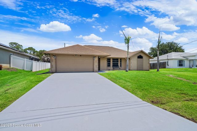 413 Lisa Road NE, Palm Bay, FL 32907