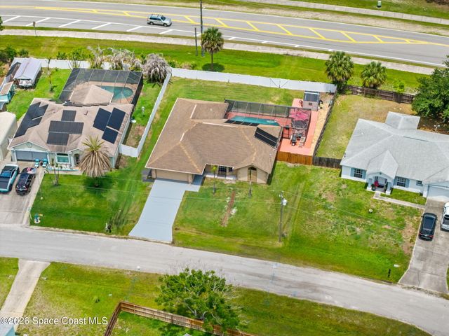 413 Lisa Road NE, Palm Bay, FL 32907