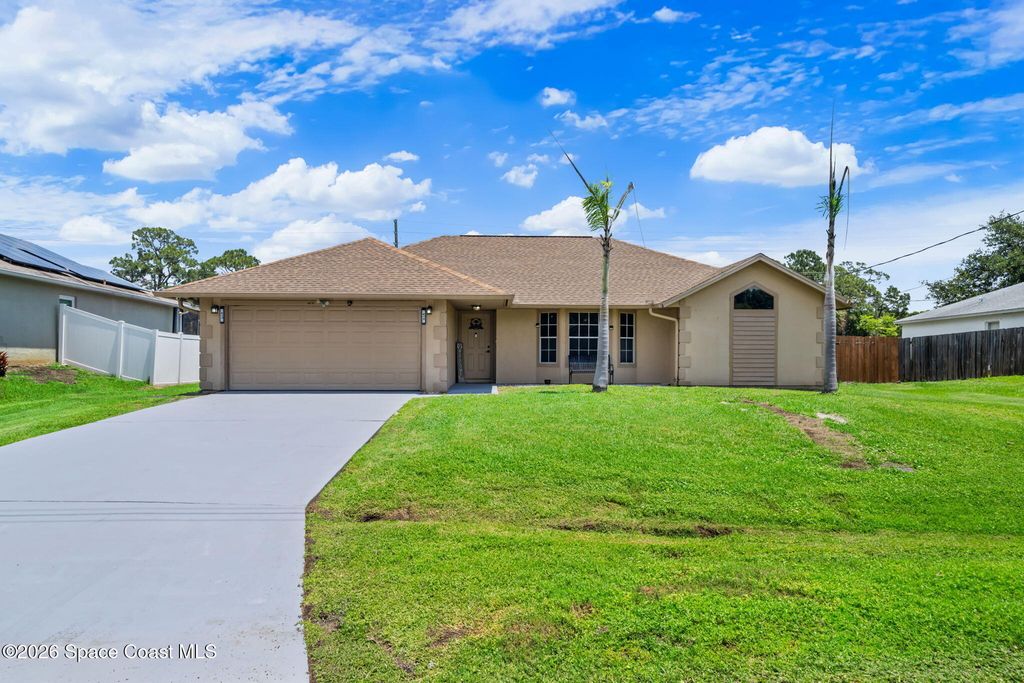 413 Lisa Road NE, Palm Bay, FL 32907