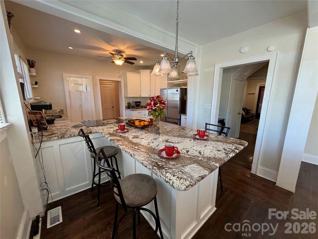 715 E Marion Street, Shelby, NC 28150