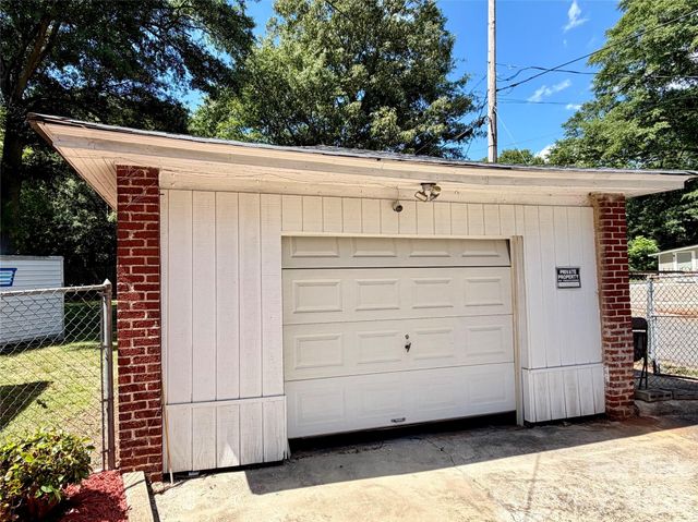 715 E Marion Street, Shelby, NC 28150