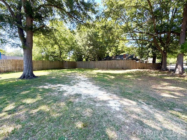 715 E Marion Street, Shelby, NC 28150