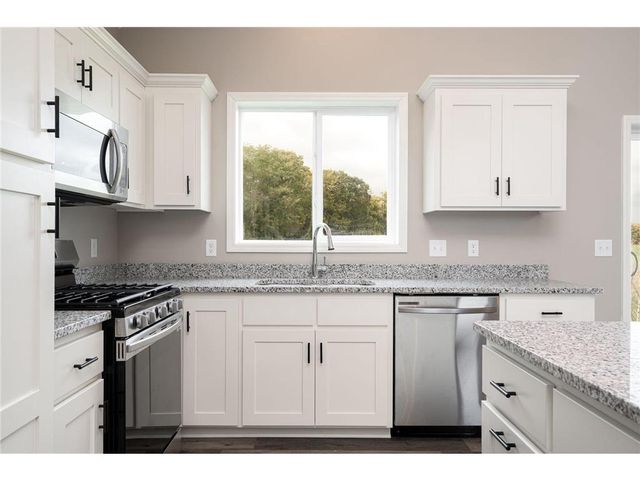 807 Fox River Road, Somerset, WI 54025