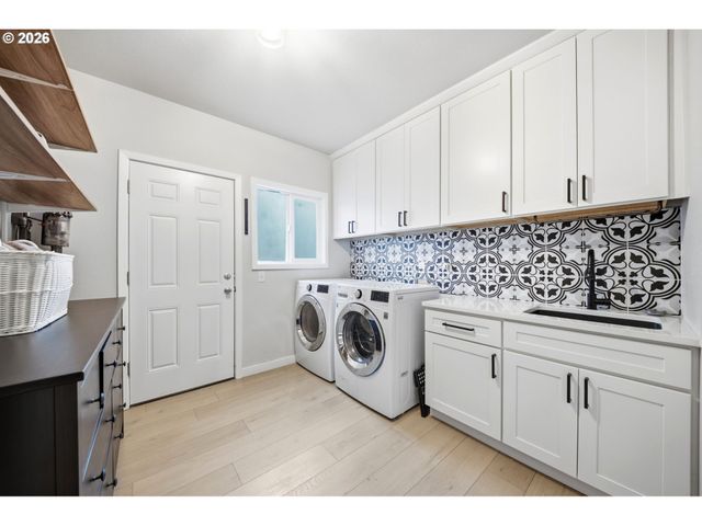 1521 Se 123RD Ave, Vancouver, WA 98683