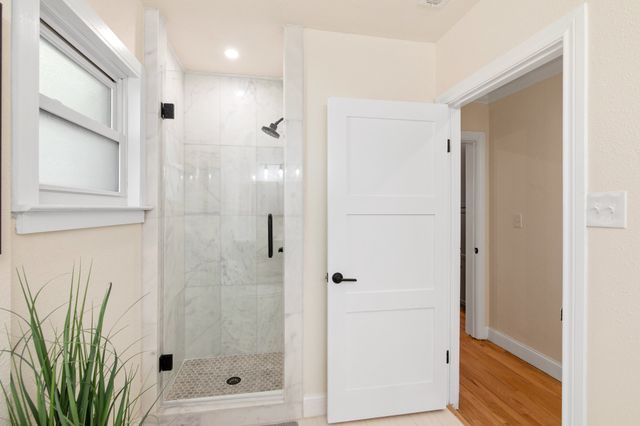 4501 Pershing Avenue, Fort Worth, TX 76107