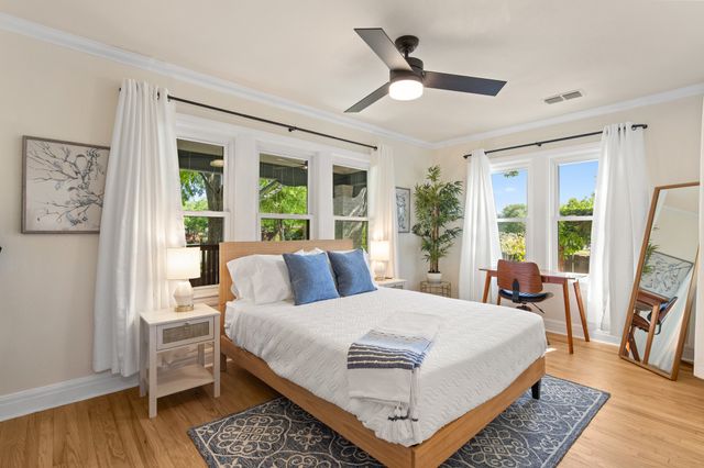 4501 Pershing Avenue, Fort Worth, TX 76107