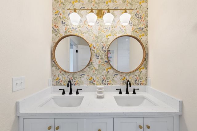 4501 Pershing Avenue, Fort Worth, TX 76107