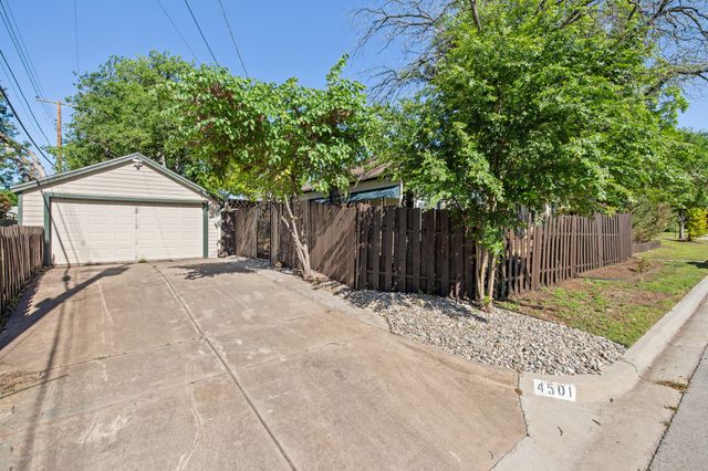 4501 Pershing Avenue, Fort Worth, TX 76107