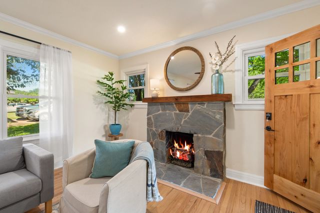 4501 Pershing Avenue, Fort Worth, TX 76107