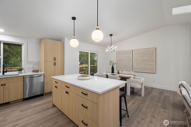 14151 91st Court NE, Kirkland, WA 98034