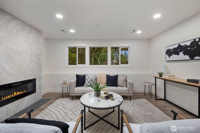 14151 91st Court NE, Kirkland, WA 98034