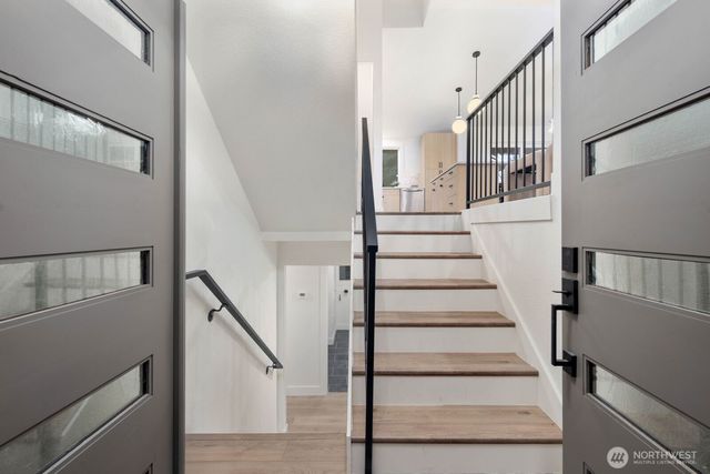 14151 91st Court NE, Kirkland, WA 98034