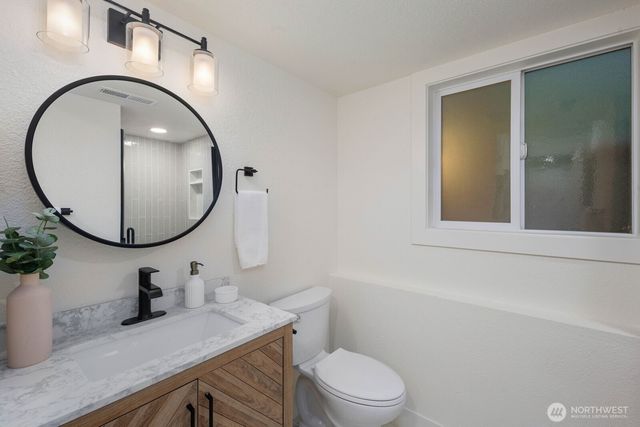 14151 91st Court NE, Kirkland, WA 98034