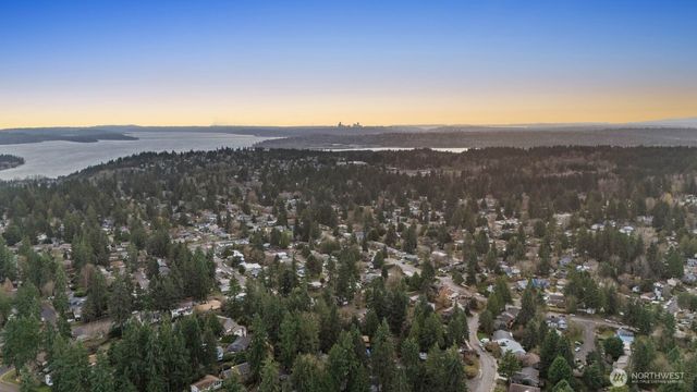 14151 91st Court NE, Kirkland, WA 98034