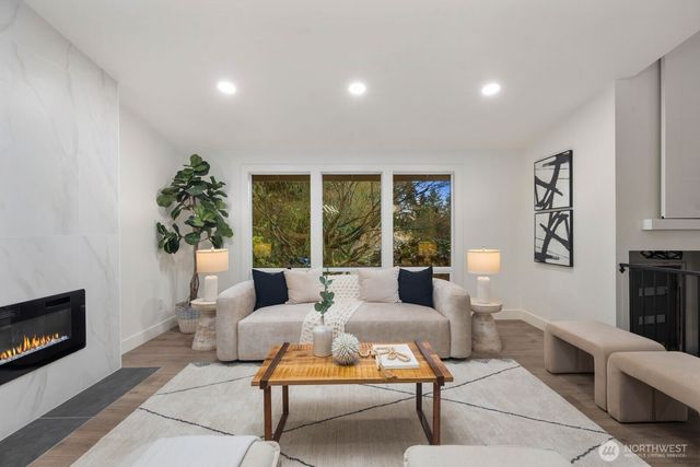 14151 91st Court NE, Kirkland, WA 98034