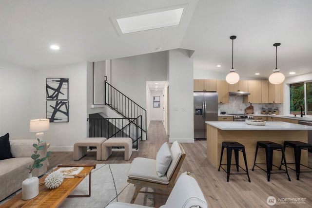 14151 91st Court NE, Kirkland, WA 98034