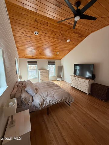 297 Burgoyne Road, Saratoga, NY 12866