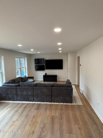 297 Burgoyne Road, Saratoga, NY 12866