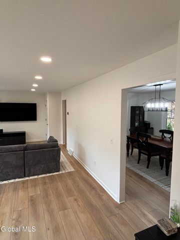 297 Burgoyne Road, Saratoga, NY 12866