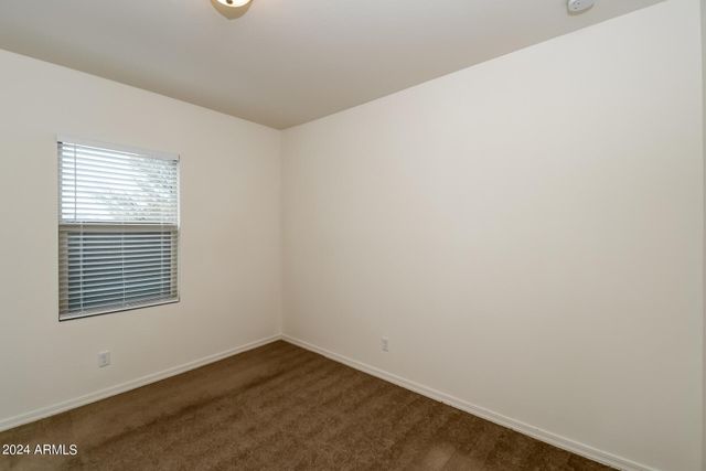 480 W White Sands Drive, San Tan Valley, AZ 85140