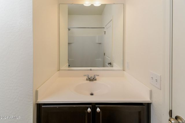 480 W White Sands Drive, San Tan Valley, AZ 85140