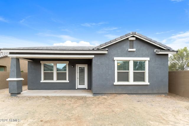 480 W White Sands Drive, San Tan Valley, AZ 85140