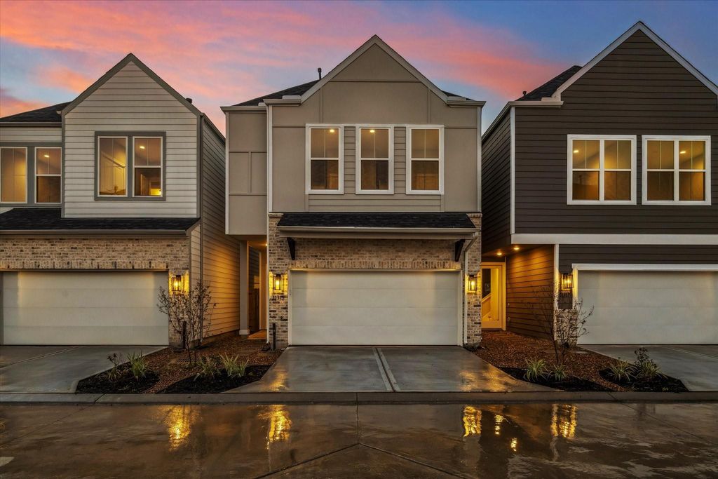 11307 Stonework Grove Lane, Houston, TX 77076