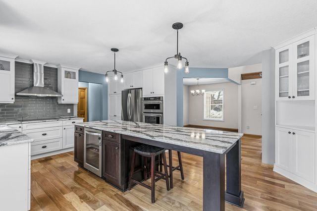 4540 Snail Lake Boulevard, Shoreview, MN 55126