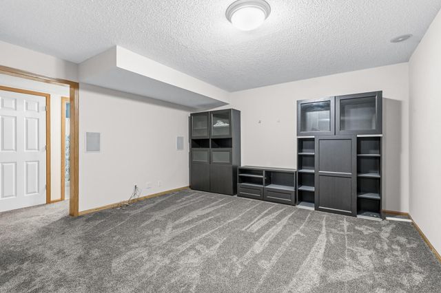 4540 Snail Lake Boulevard, Shoreview, MN 55126