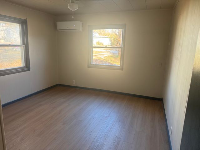 514 N Wilson Avenue, Bolivar, MO 65613