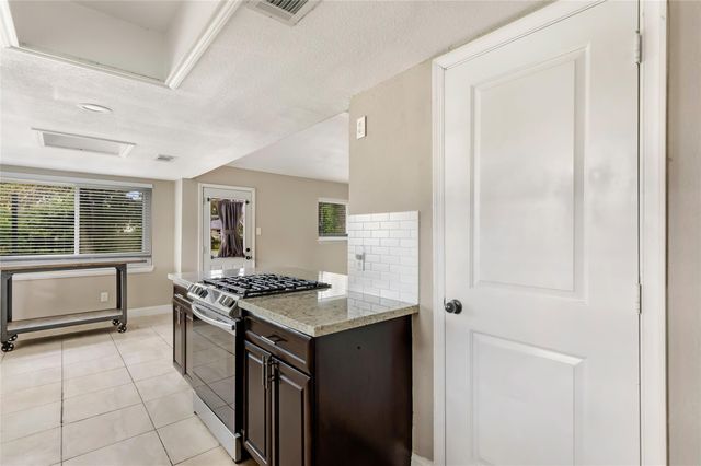 20906 Flaming Arrow Trail, Crosby, TX 77532