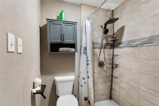 20906 Flaming Arrow Trail, Crosby, TX 77532
