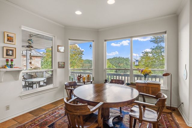 101 Crestline Dr, Kerrville, TX 78028