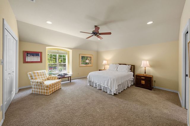 101 Crestline Dr, Kerrville, TX 78028