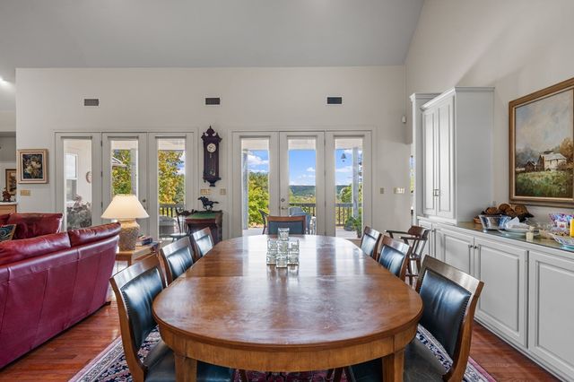 101 Crestline Dr, Kerrville, TX 78028