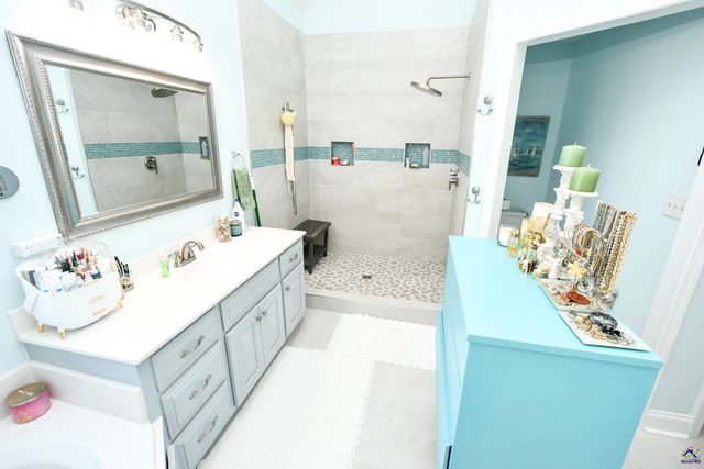 105 Sandy Springs Drive, Bonaire, GA 31005