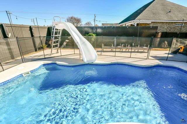 105 Sandy Springs Drive, Bonaire, GA 31005