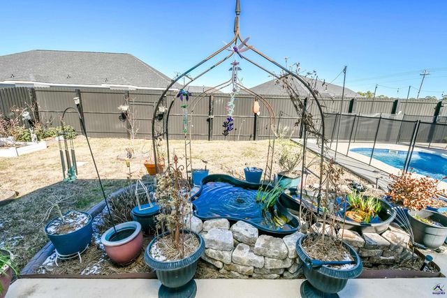 105 Sandy Springs Drive, Bonaire, GA 31005