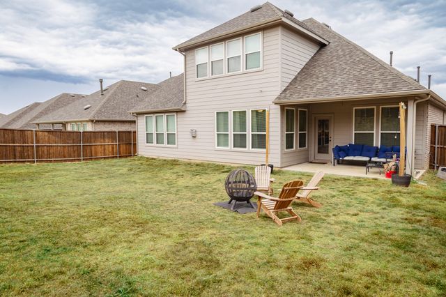 2808 Ranger Lane, Aubrey, TX 76227