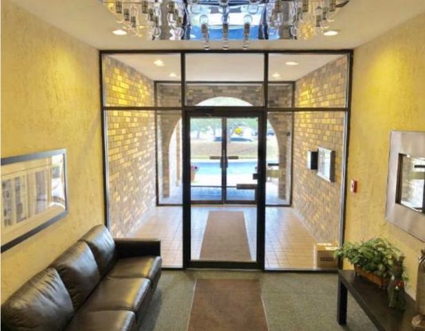 2005 Valencia Drive 306D, Northbrook, IL 60062