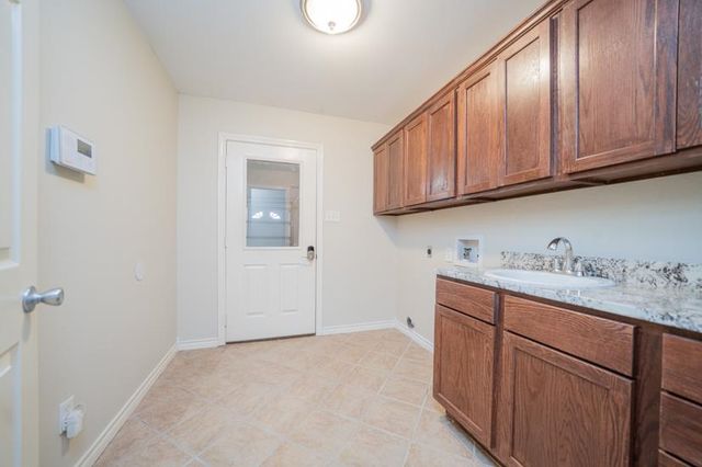 4870 Canary Rd, Gilmer, TX 75645