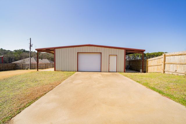 4870 Canary Rd, Gilmer, TX 75645